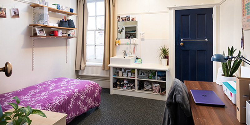 A Room in Fairfax House Vanbrugh College